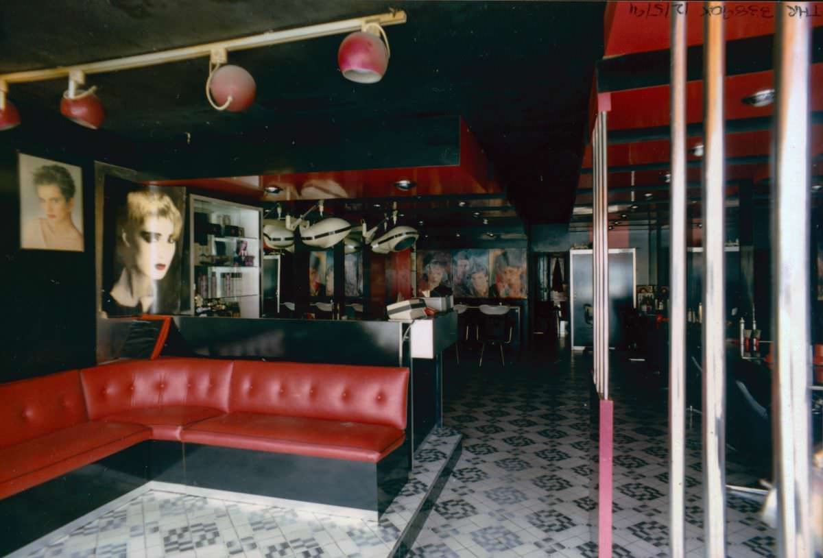 #23 Hairdresser, High Rd, Bruce Grove,Tottenham, Haringey, 1991