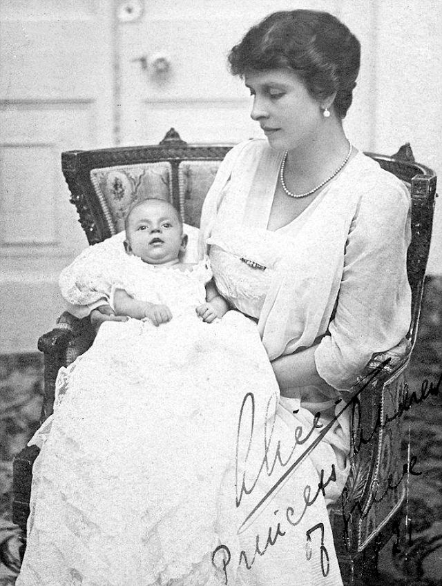 #3 Prince Philip, when he was six months old, 1921.