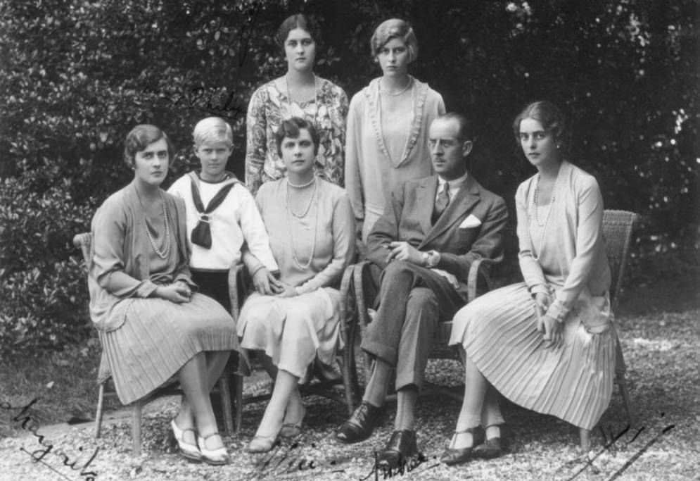 #16 Prince Philip of England’s family poses for a photograph, October 1928