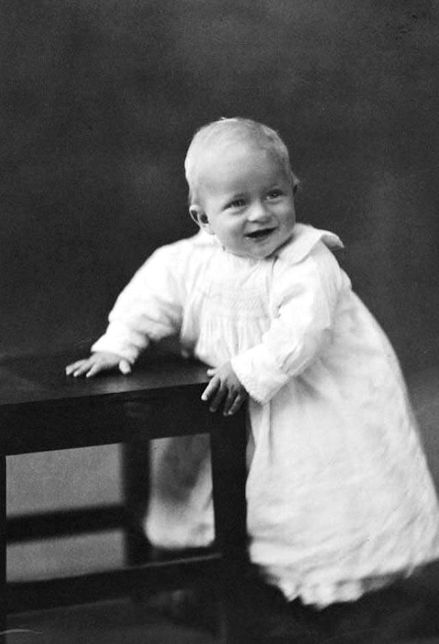 #5 One year old, Prince Philip, 1922.