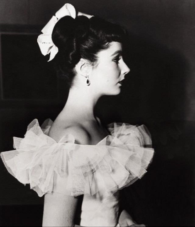 16-Year-Old Elizabeth Taylor during the Filming of ‘Julia Misbehaves’, 1948 Movies
