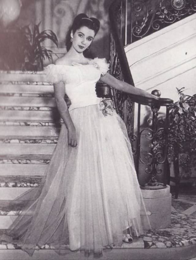 16-Year-Old Elizabeth Taylor during the Filming of ‘Julia Misbehaves’, 1948 Movies