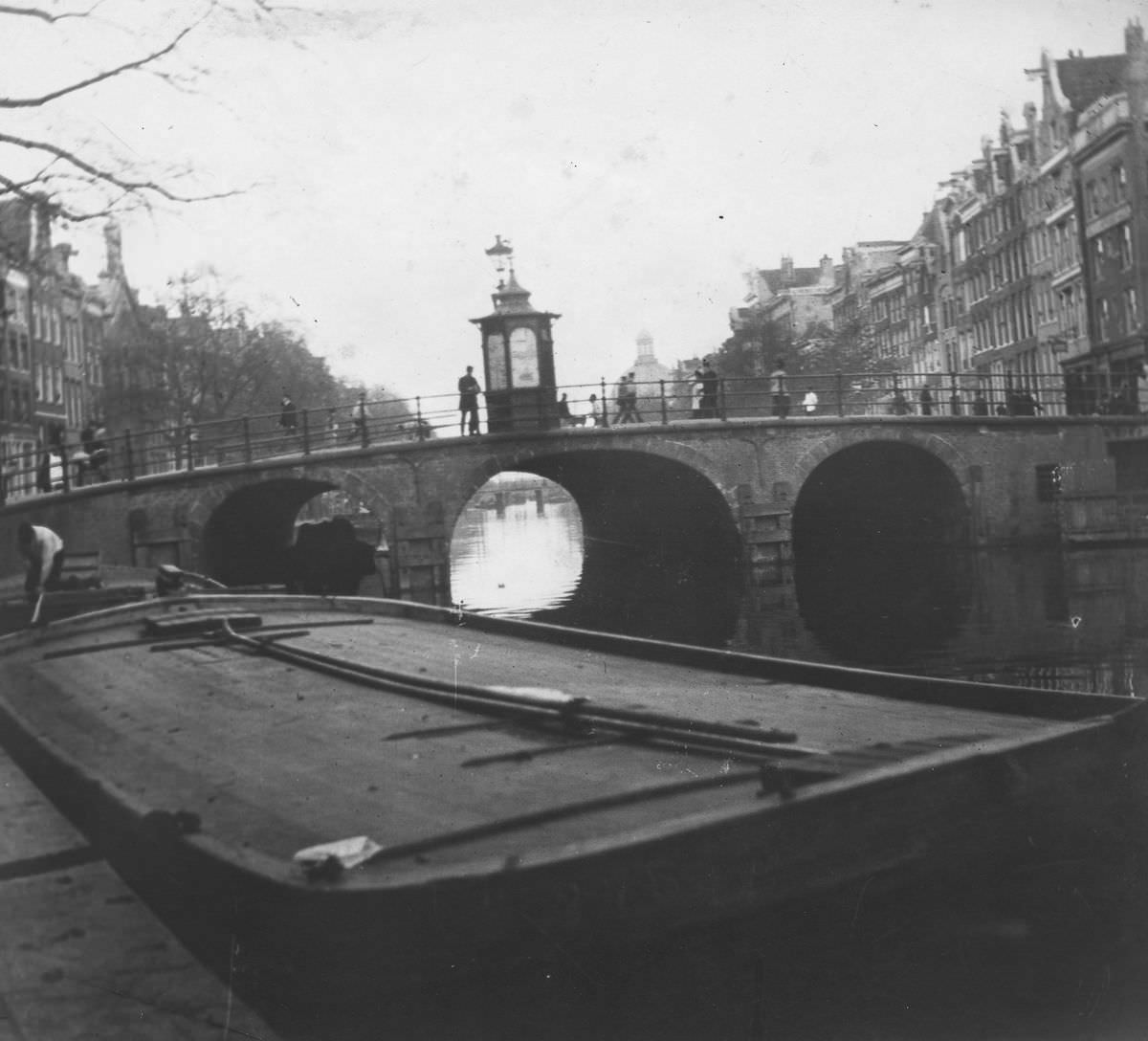 #3 View of the Torensluis Bridge over the Singel Canal.