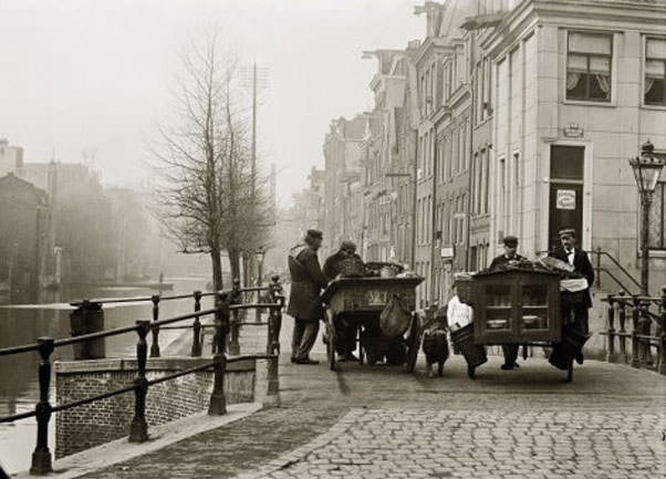 #38 Lijnbaansgracht, corner Reguliersgracht, 12 March 1899