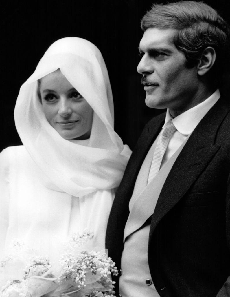 #71 Anouk Aimée with Omar Sharif during the filming of the movie ‘The appointment’, in 1968, in Rome, Italy.