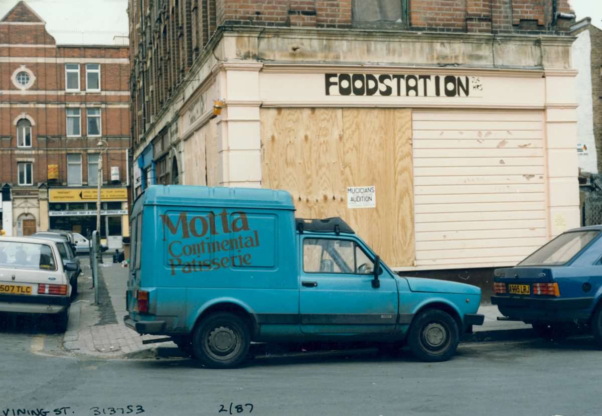 #6 Van, Vining St, 1987