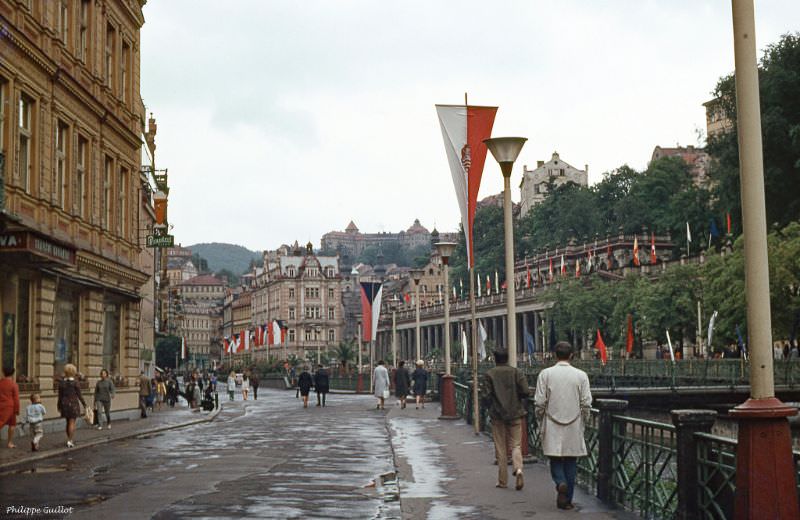 #8 Karlovy Vary street scenes