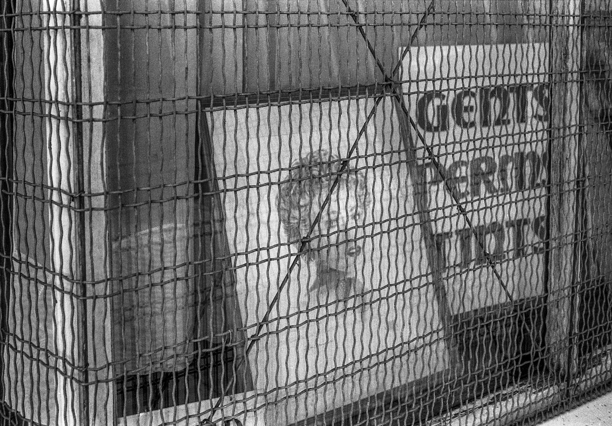#3 The Ideal Hairdresser, Commercial Road, Limehouse, London 1986