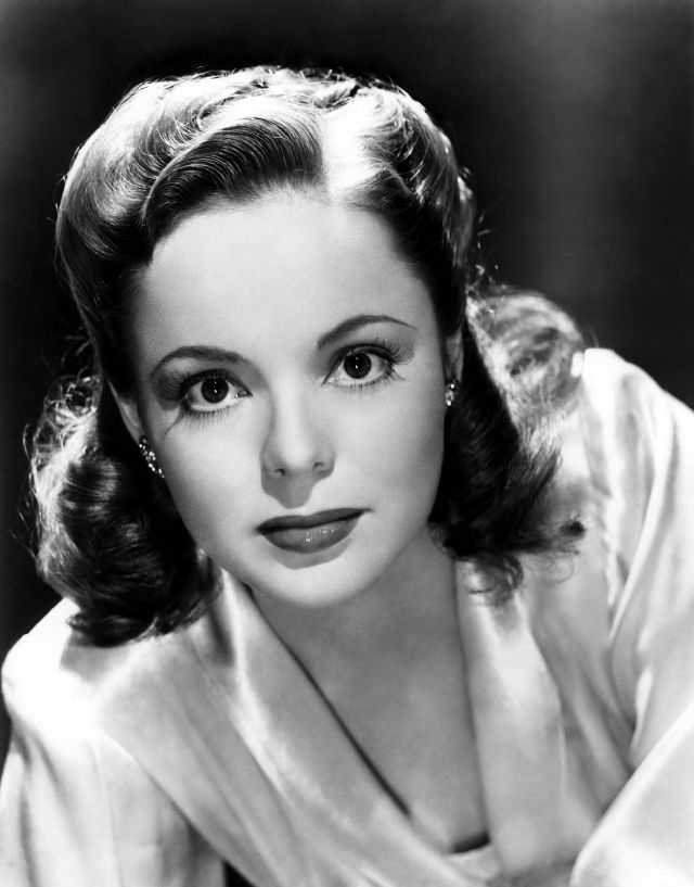 #51 Faye Emerson, 1940s.