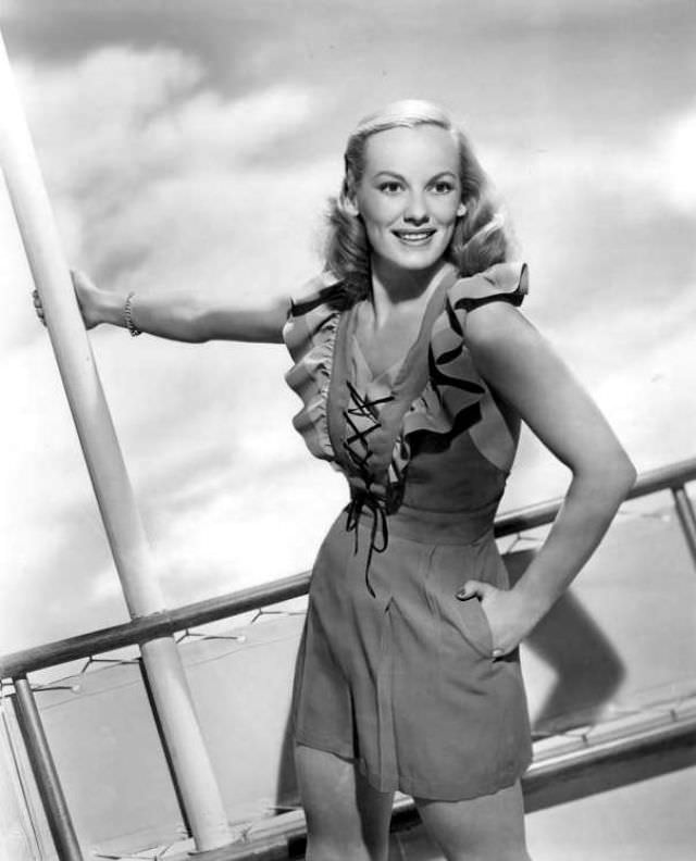 #34 Faye Emerson during a fashion photoshoot, 1940s.