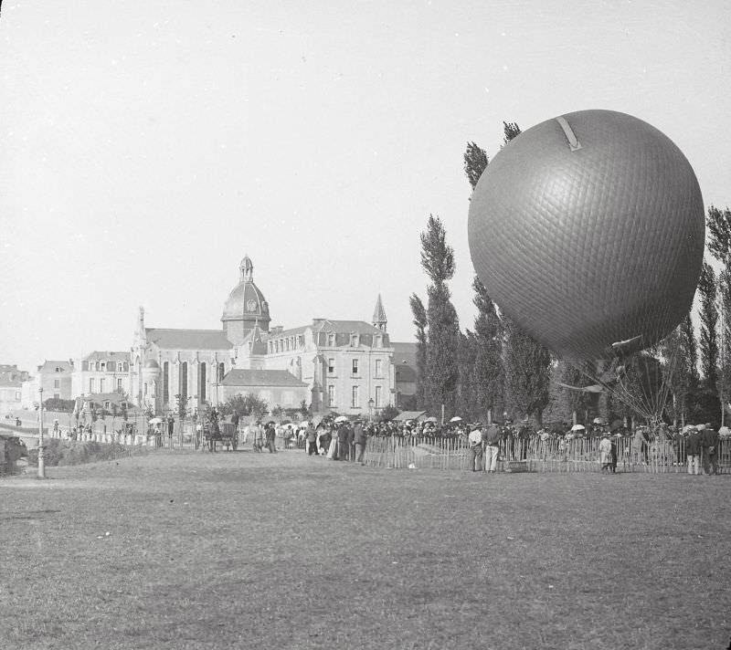 #13 Hot air balloon, Rallye-Ballon de Château-Gontier, 1907