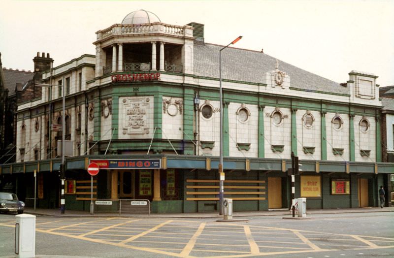 #16 Grosvenor Picture Palace.