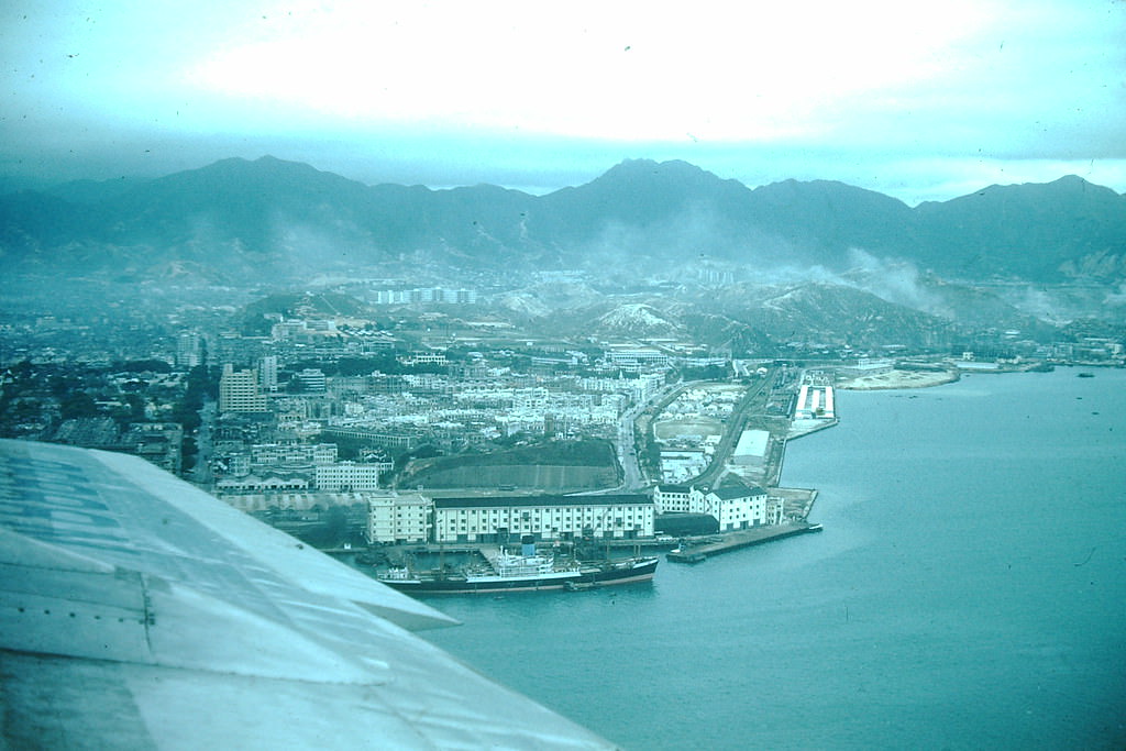 #2 Hong Kong, 1952