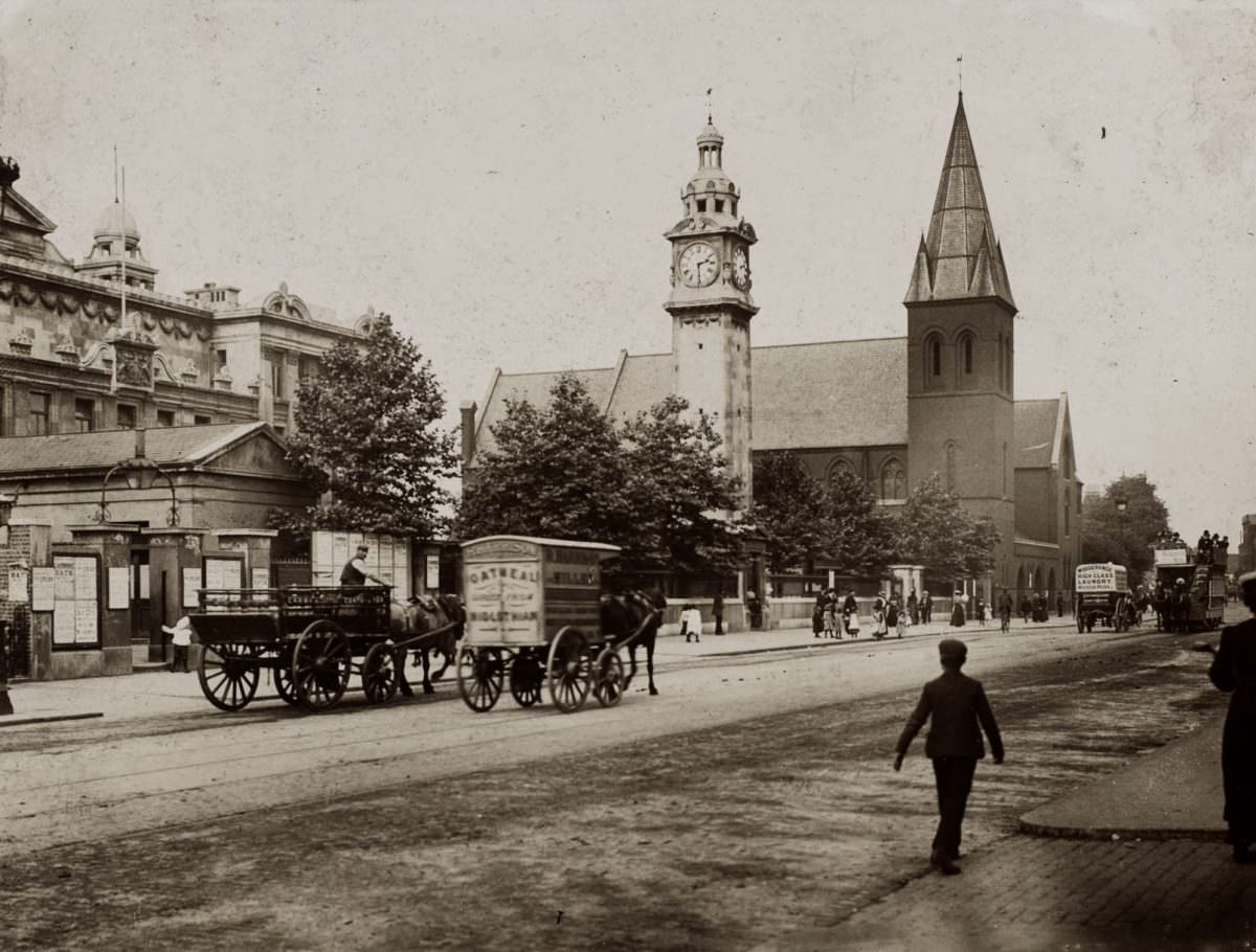 #5 Mile End Road showing the People’s Palace