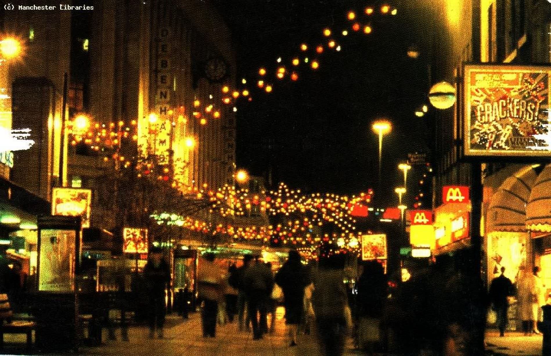 #32 Market Street at Christmas