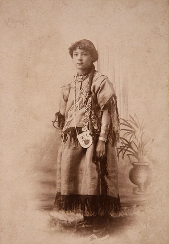 #22 Pawnee woman, Genoa, Nebraska