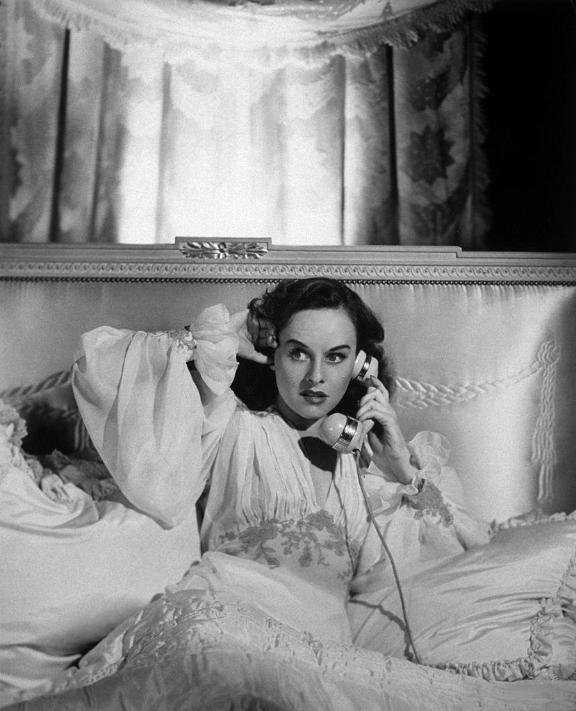 #57 Paulette Goddard on the telephone, 1940.