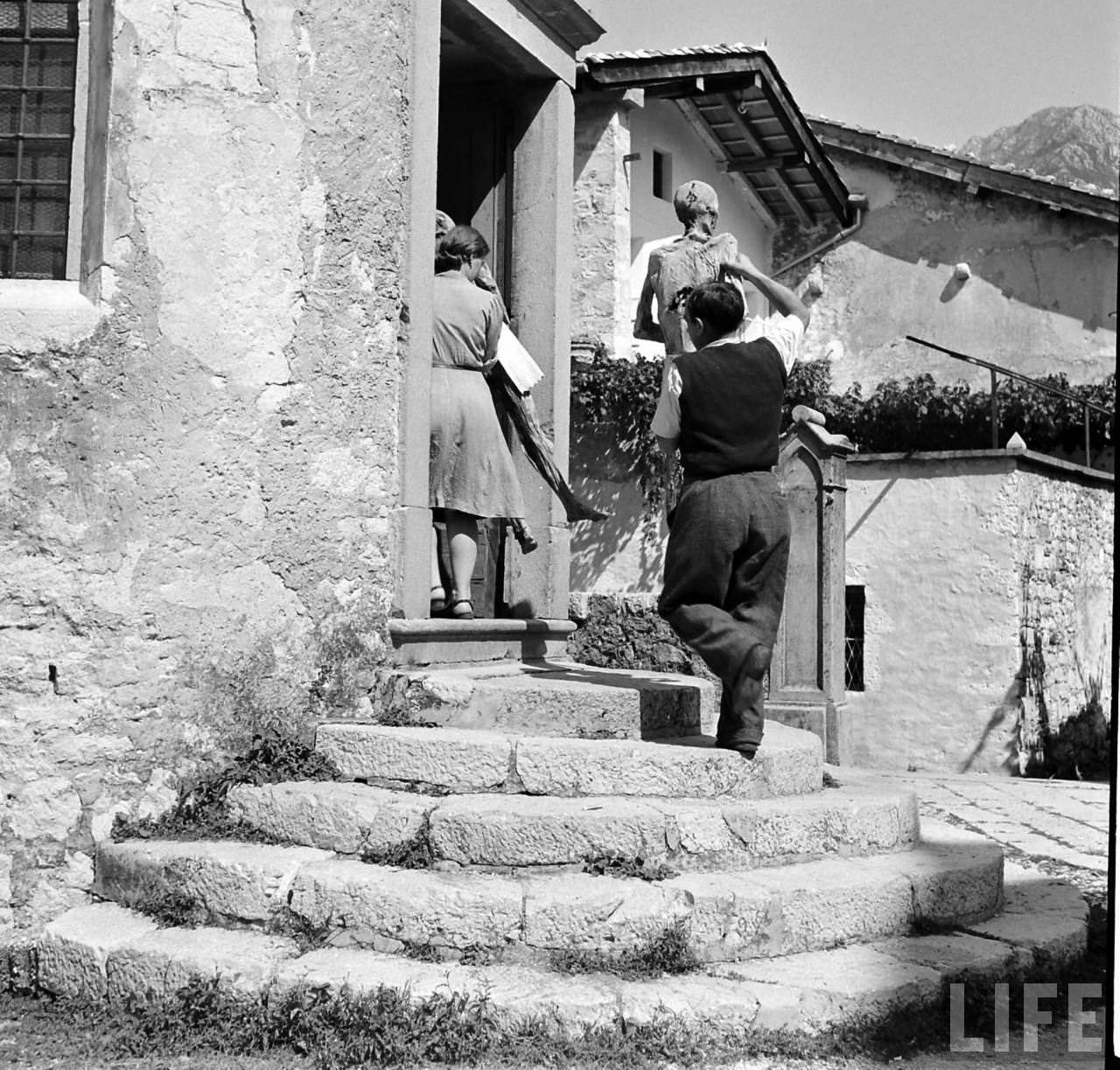 People Living with a Normal Life with Mummies in Venzone, Italy in 1950 Weird
