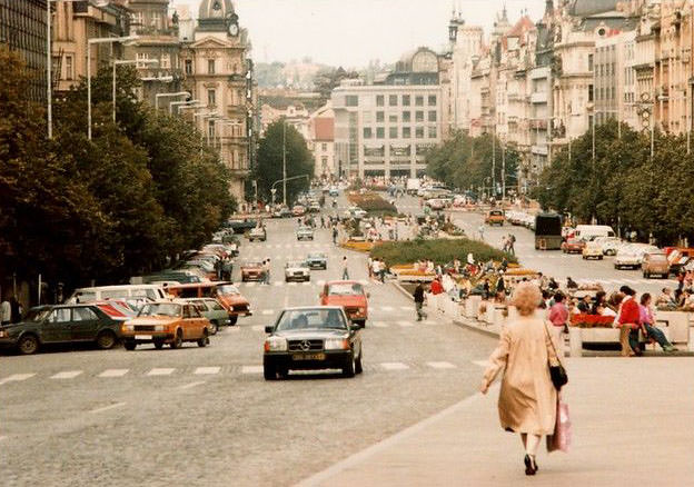 #4 Václavské Námesti street scenes