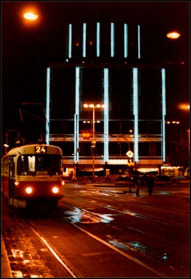#7 A night tram enters Václavské Námesti past the Dům Dětsky department store