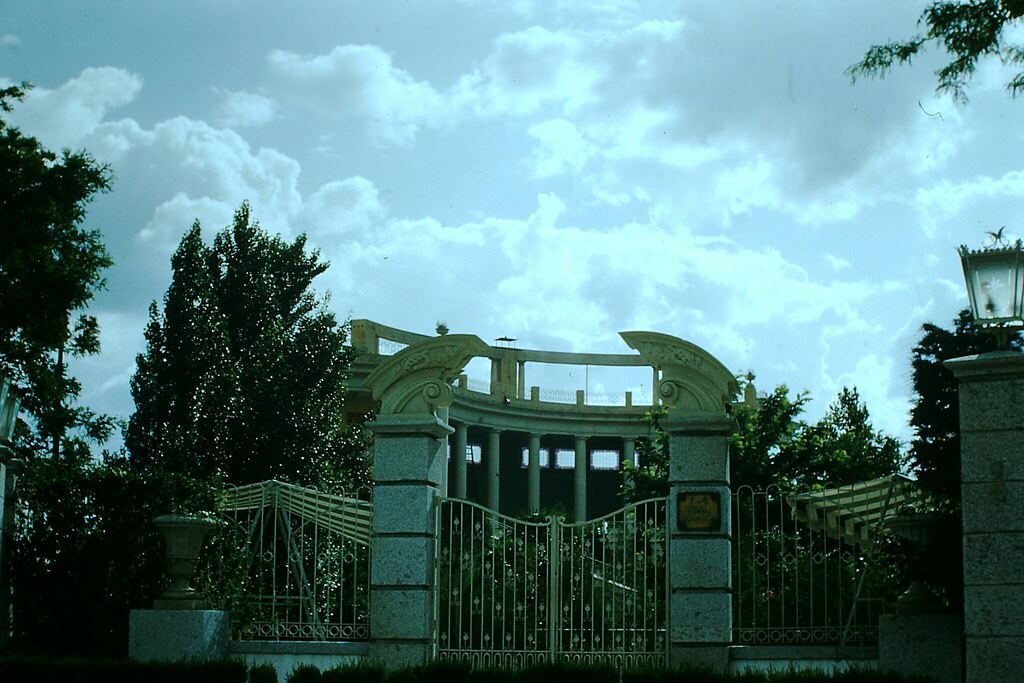 #73 Villa Romano ner madrid Night Club, Spain, 1954