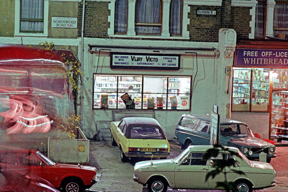 #16 Northwold Road – Fountayne Road in 1978. The view from 20 Stoke Newington Common as a number 73 bus takes the corner