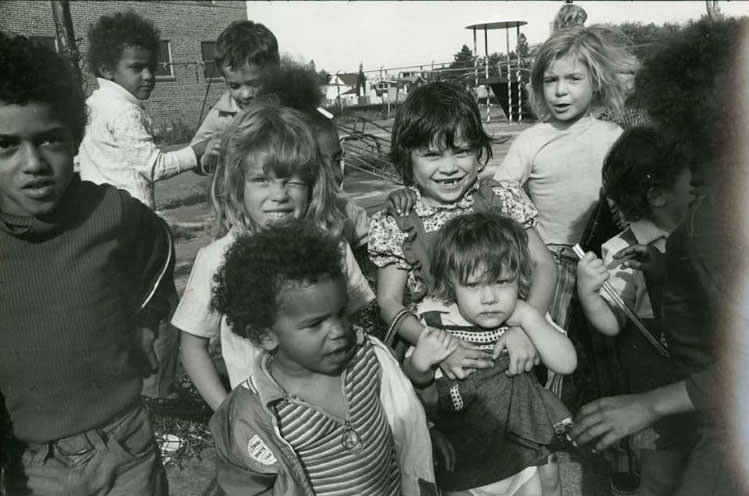 #5 Children standing in the courtyard of the Jefferson Park Housing Project, Jefferson Park, 1973