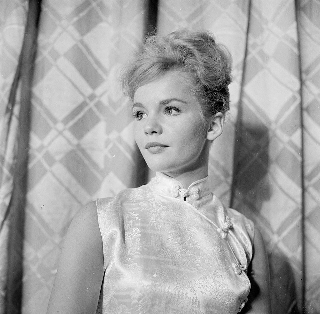 #9 Tuesday Weld attends the movie premiere of ” Say One for Me” in Los Angeles,1959.