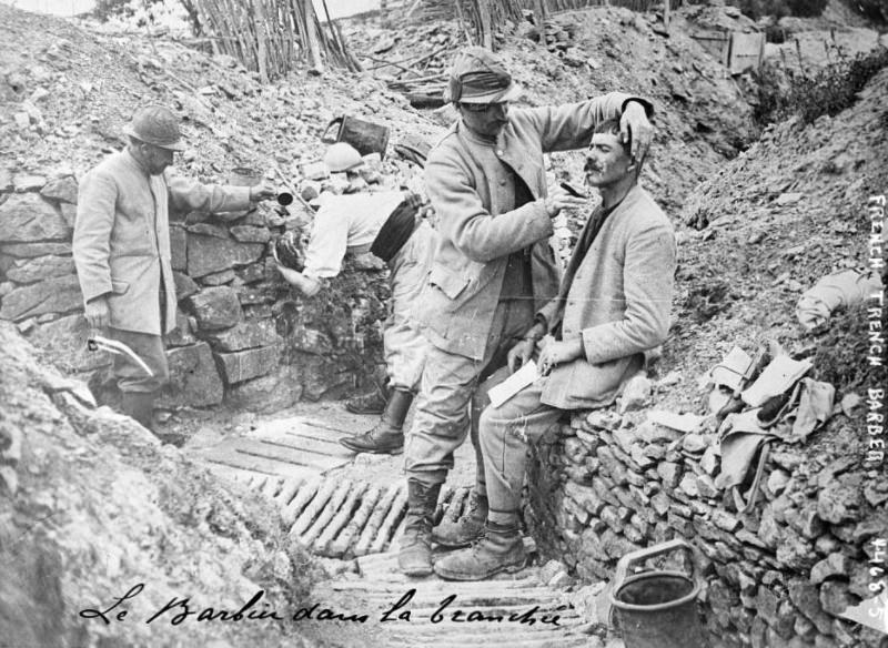 Historical Photos show Soldiers getting Haircuts during World War I WWI
