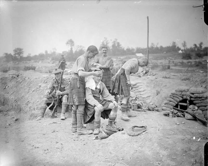 Historical Photos show Soldiers getting Haircuts during World War I WWI