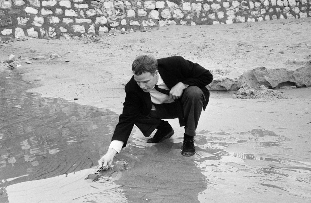 #40 Marlon Brando in Rome, 1954.