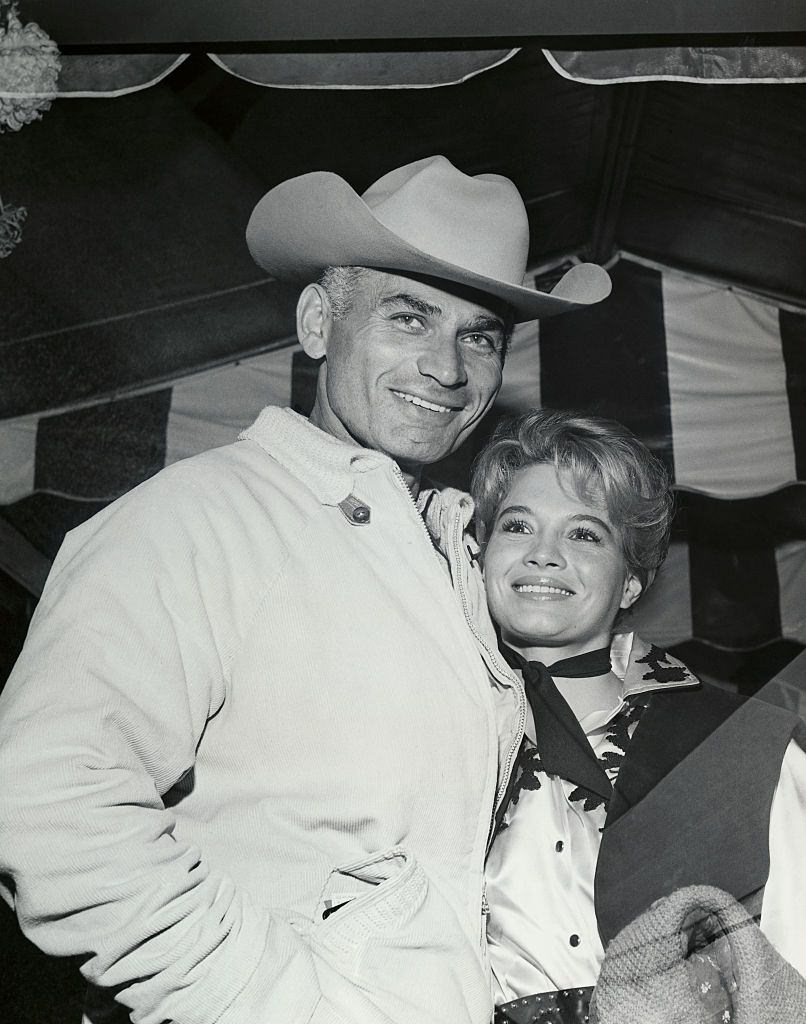 #13 Angie Dickinson with Jeff Chandler.