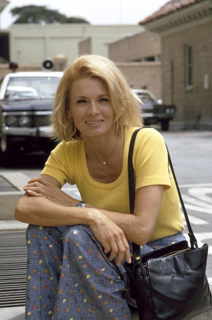 #16 Angie Dickinson as Sgt. Suzanne ‘Pepper’ Anderson in ‘Police Woman’.