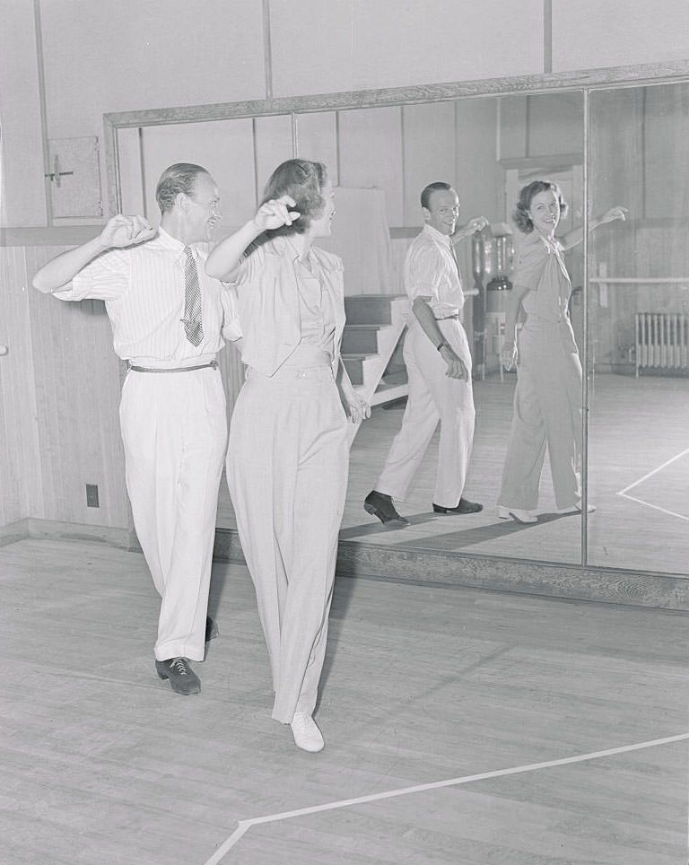#68 Eleanor Powell rehearsing with Fred Astaire, 1939.