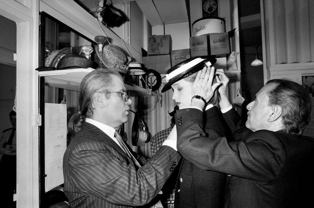 #44 Karl Lagerfeld nd French hairdresser Alexandre de Paris, 1983.