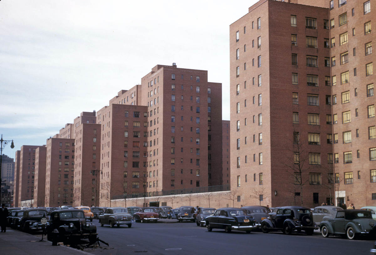 #9 New York, Manhattan, Stuyvesant Town residential development, 1956