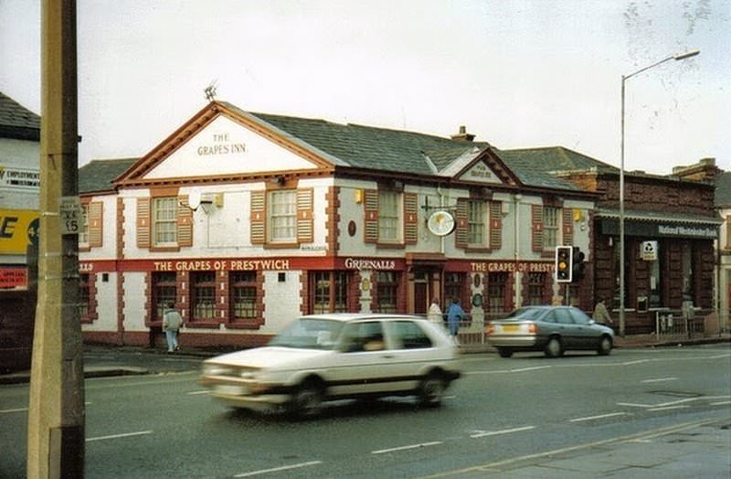 #34 Grapes of Prestwich, Bury New Road, Prestwich, 1990