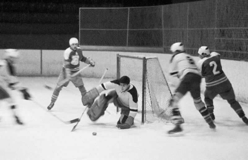 #6 Midget hockey, December 1965