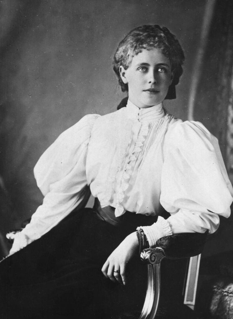 #1 Crown Princess Marie sitting on the chair, 1895.