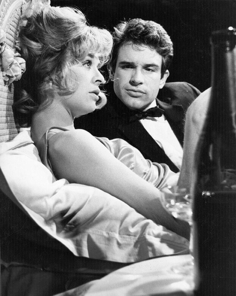 #46 Warren Beatty with Susannah York in the movie ‘Kaleidoscope’, 1966.