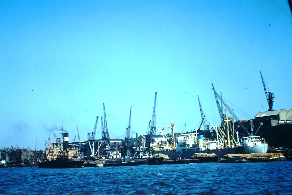 #10 Thameside, London, 1949.