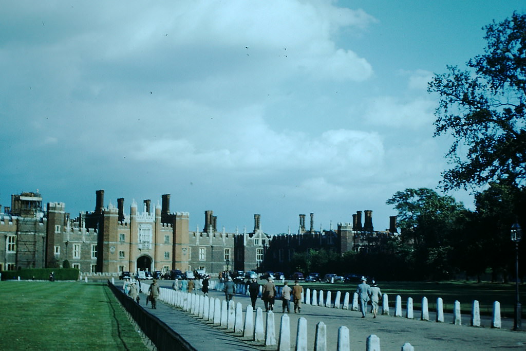 #63 Hampton Court Palace, 1949.