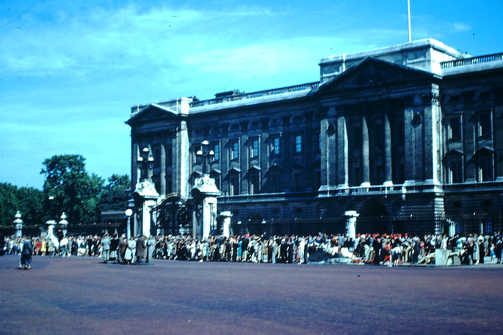 #9 Buckingham Palace, London, 1949.