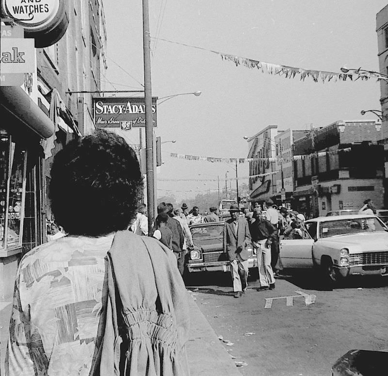 #39 Maxwell Street Market, Chicago, 1970s