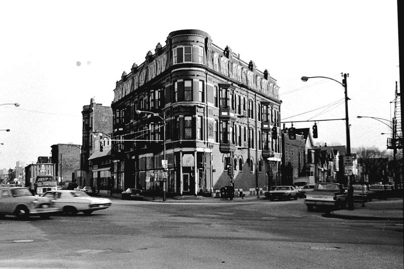 #45 South east bound Lincoln on the left and Racine on the right at Diversey, Chicago, 1970s