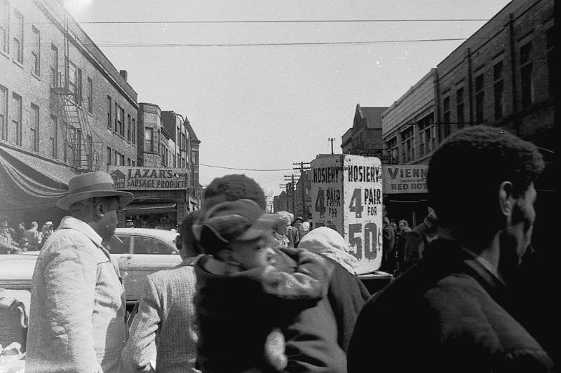 #7 Maxwell Street, Chicago, 1973