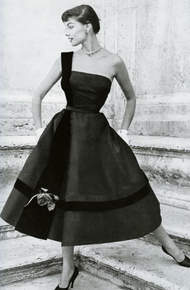 #30 Joan Whelan in lovely dress with velvet detail by Simonetta, photo by Regina Relang, 1955