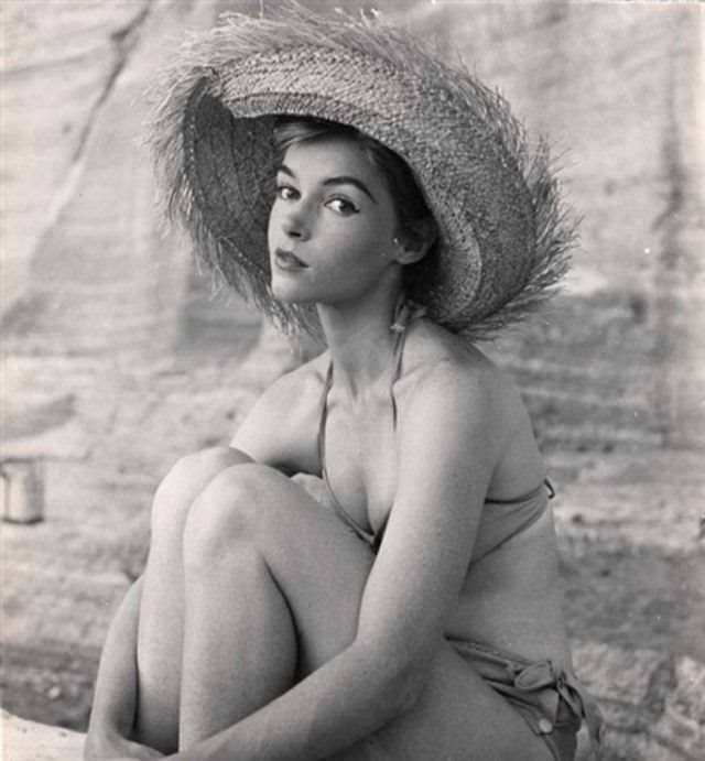 #29 Joan Olson, 1956
