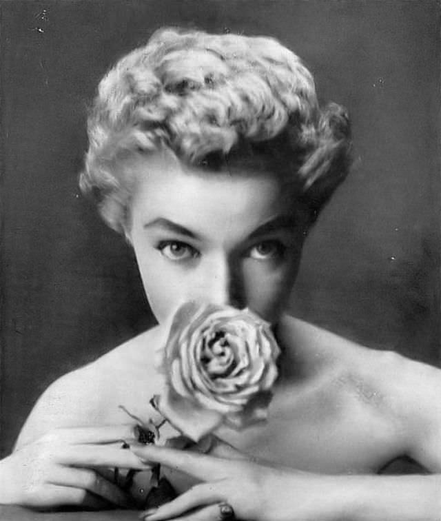 #8 Joan Olson, coiffure by Carita, photo by Guy Arsac, 1952