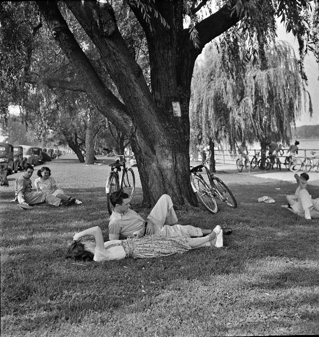 #30 Sunday cyclists at Hains Point, Washington, D.C., June 1942